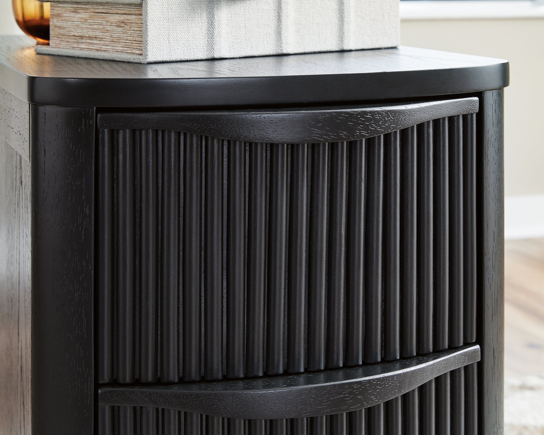 Camdill Chairside End Table