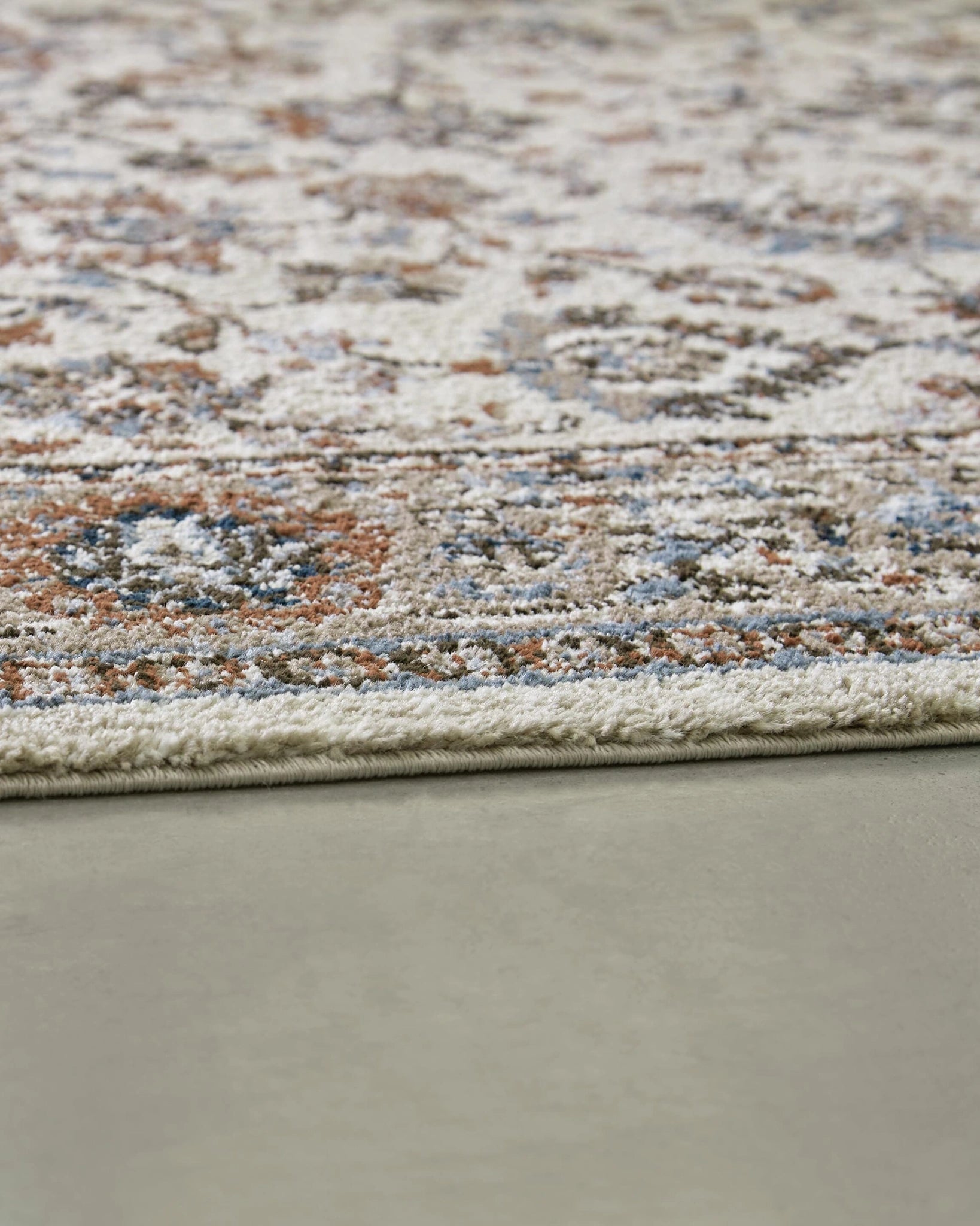 Beritham Rug Large