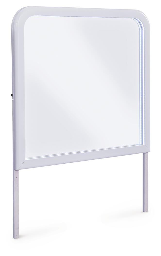 Jarlee Dresser and Mirror